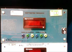 Módulo wattmetro trifásico